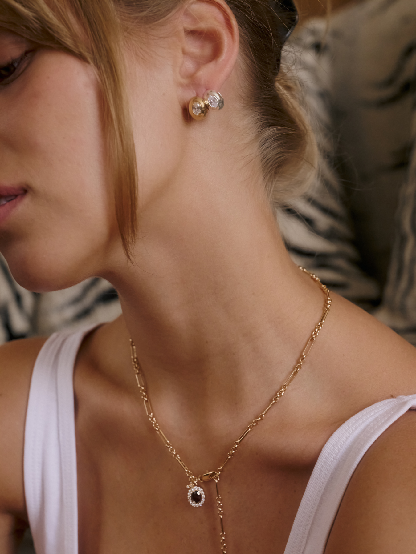 Lottie Hoops