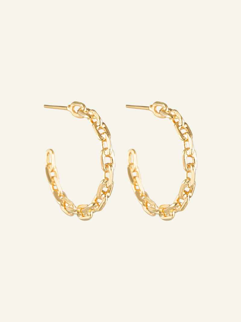Michaela Hoops