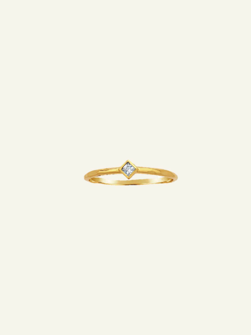 14k gold topaz top ring